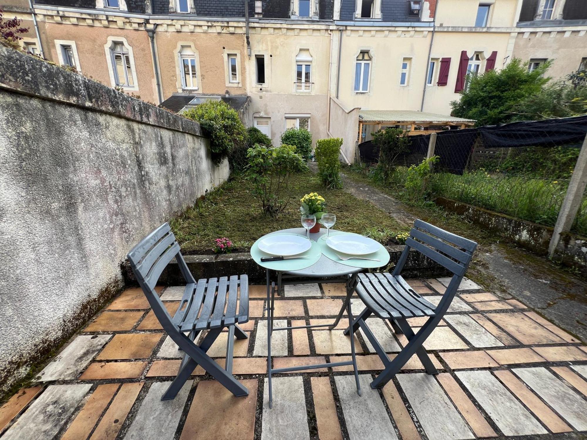 Studios Cozy Proche Gare Tgv Châtellerault Exterior foto